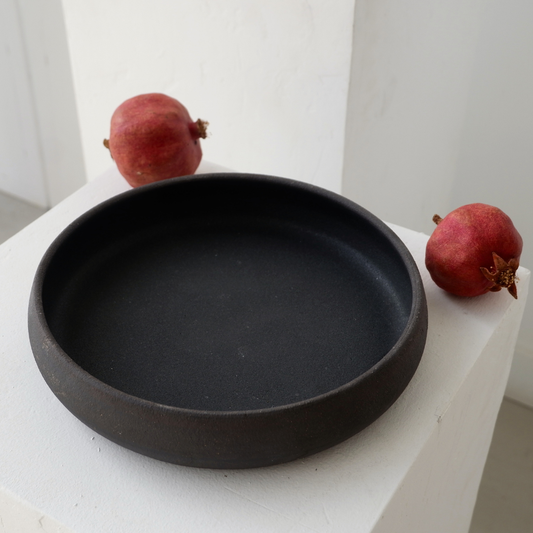 Large Serving plate Black