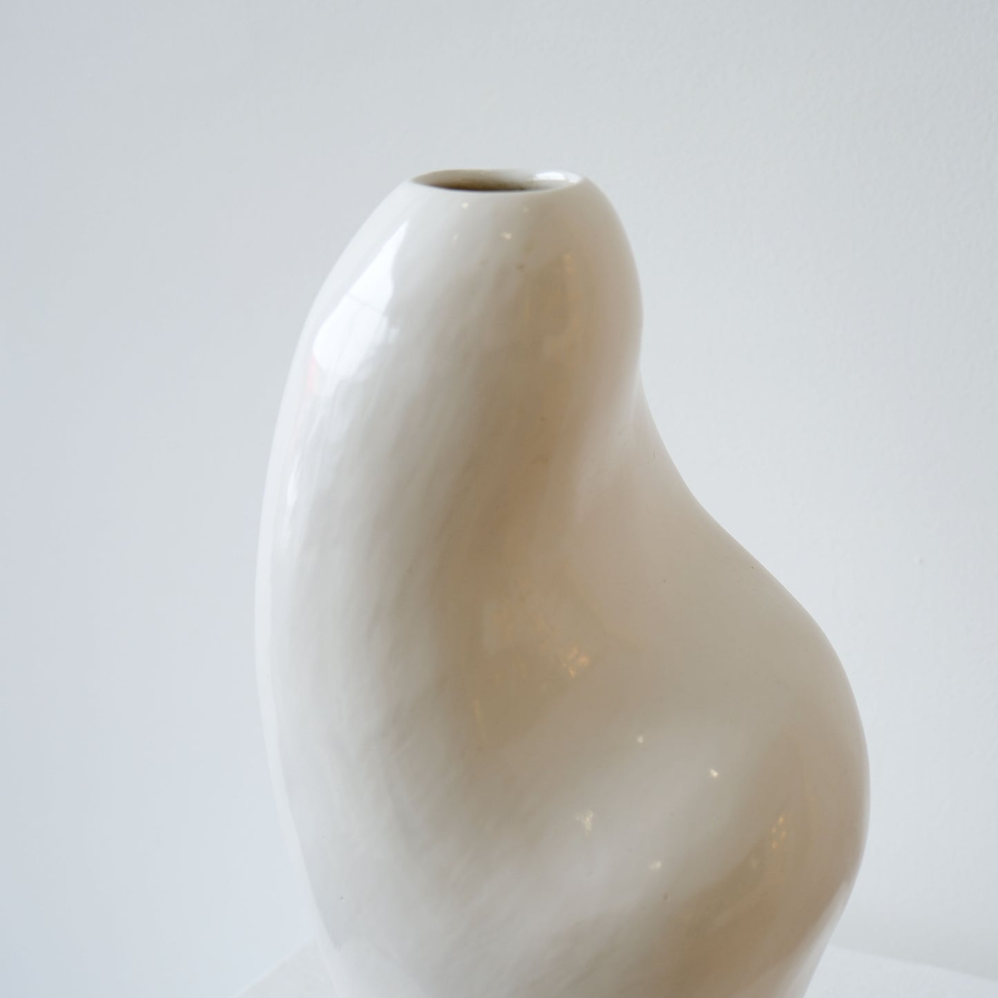 Gloss White Mother & Child