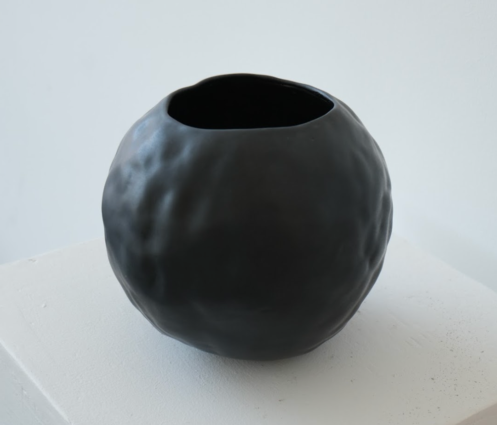Moon Rock Black Minor Moon